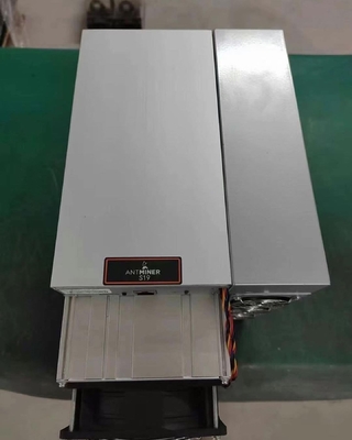 Bitmain Antminer Asic Miner S19 95t 3250W 収益性の高い Btc Miner Asic